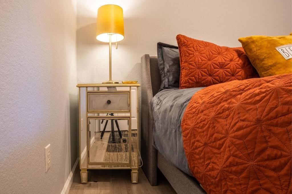 Sasquatch Lodge E Sleeps 13 جاتلينبرج المظهر الخارجي الصورة