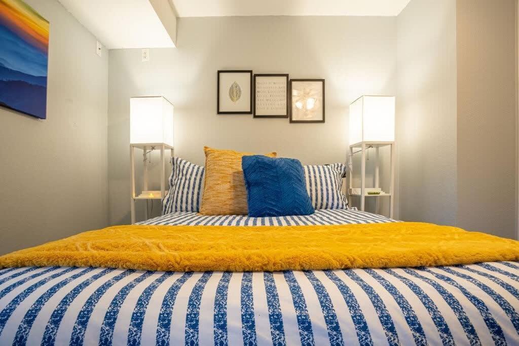 Sasquatch Lodge E Sleeps 13 جاتلينبرج المظهر الخارجي الصورة
