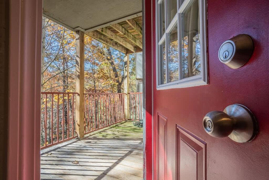 Sasquatch Lodge E Sleeps 13 جاتلينبرج المظهر الخارجي الصورة